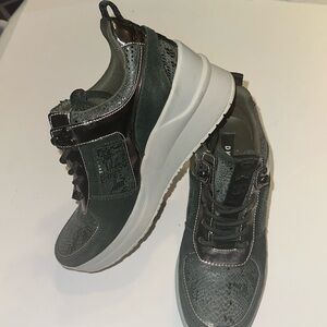 Women’s DKNY Kai lace up wedge sneakers